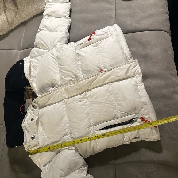 Burberry Kids winter jacket size M - Picture 3 of 9